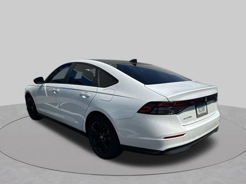 Used 2023 Honda Accord LX image 3