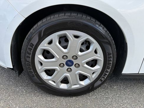 Used 2012 Ford Focus SE image 16