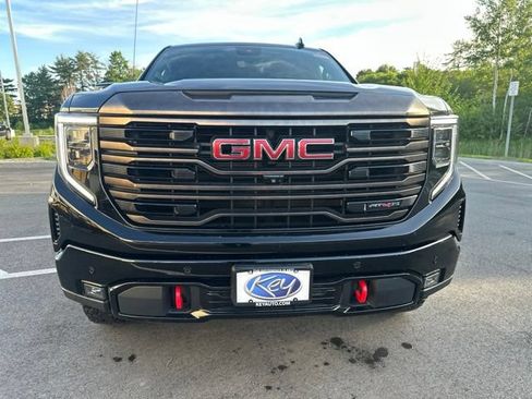 Used 2022 GMC Sierra 1500 AT4X AWD/4WD image 8