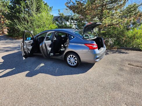 Used 2019 Nissan Sentra SV image 23