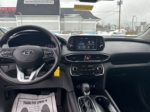 Used 2019 Hyundai Santa Fe SE image 15
