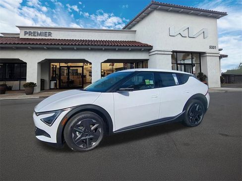 New 2025 Kia EV6 Light image 4