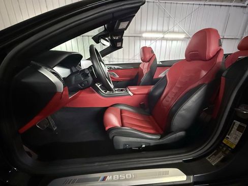 Used 2019 BMW M850i xDrive Convertible w/ Driver Assistance Package image 27