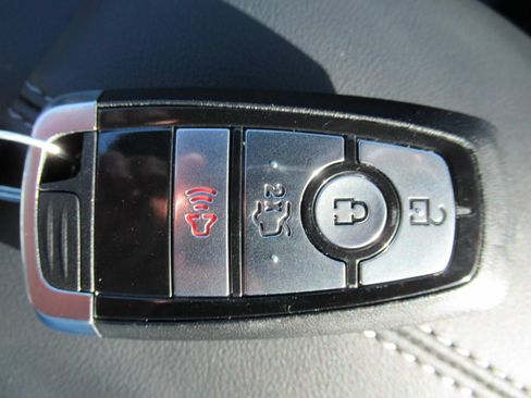Used 2024 Ford Mustang GT Premium RWD image 29