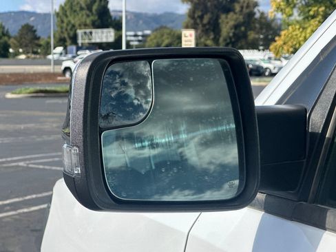 Used 2025 RAM 1500 Laramie AWD/4WD image 52