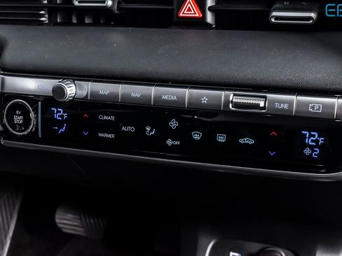 Used 2024 Hyundai Ioniq 5 Limited image 25