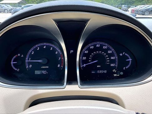 Used 2012 Toyota Avalon Limited FWD image 26