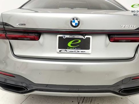 Used 2022 BMW 750i xDrive w/ M Sport Package AWD/4WD image 22