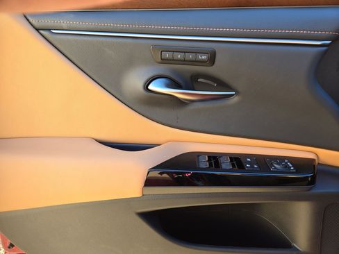 New 2025 Lexus ES 350 w/ Premium Package image 15