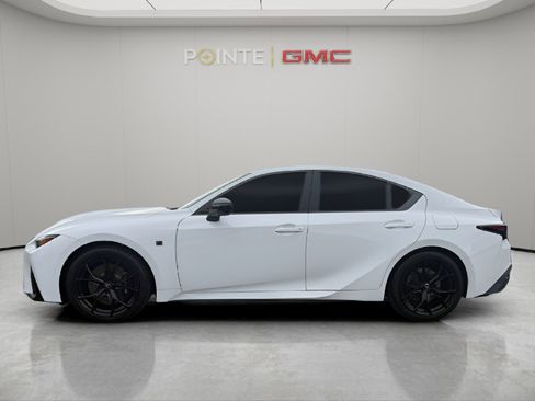 Used 2025 Lexus IS 500 image 6