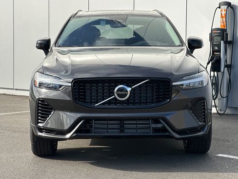 New 2025 Volvo XC60 T8 Core w/ Protection Package Premier AWD/4WD image 8