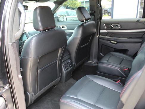 Used 2018 Ford Explorer Sport w/ Equipment Group 401A AWD/4WD image 20