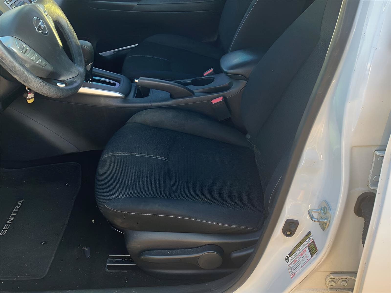 Used 2017 Nissan Sentra S FWD image 6