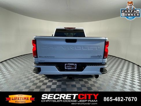 Used 2026 Chevrolet Silverado 2500 High Country w/ High Country Premium Package AWD/4WD image 6
