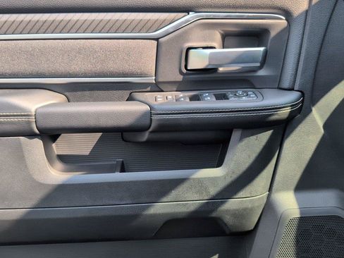 New 2026 RAM 2500 Big Horn AWD/4WD image 19