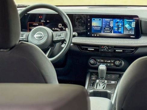 New 2026 Nissan Kicks SV w/ SV Premium Package FWD image 20
