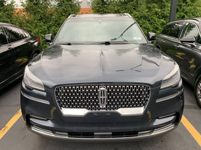 Used 2023 Lincoln Aviator Reserve w/ Equipment Group 201A AWD/4WD image 3