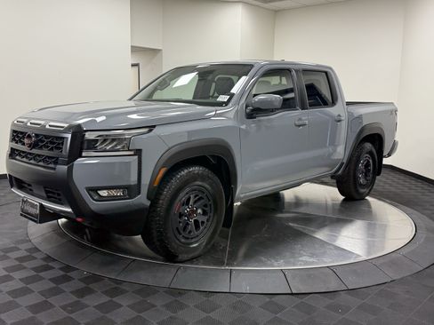 Used 2025 Nissan Frontier Pro-X w/ Pro Premium Package RWD image 3