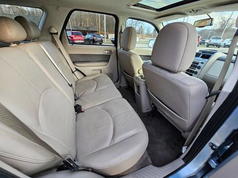 Used 2009 Mercury Mariner Premier image 38