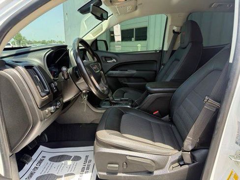 Used 2021 GMC Canyon AT4 w/ Trailering Package AWD/4WD image 5