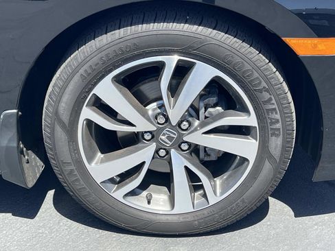 Used 2023 Honda Odyssey Touring image 32