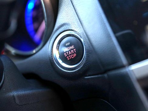 Used 2017 Subaru Outback 3.6R Limited image 38