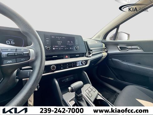 Used 2023 Kia Sportage LX image 25