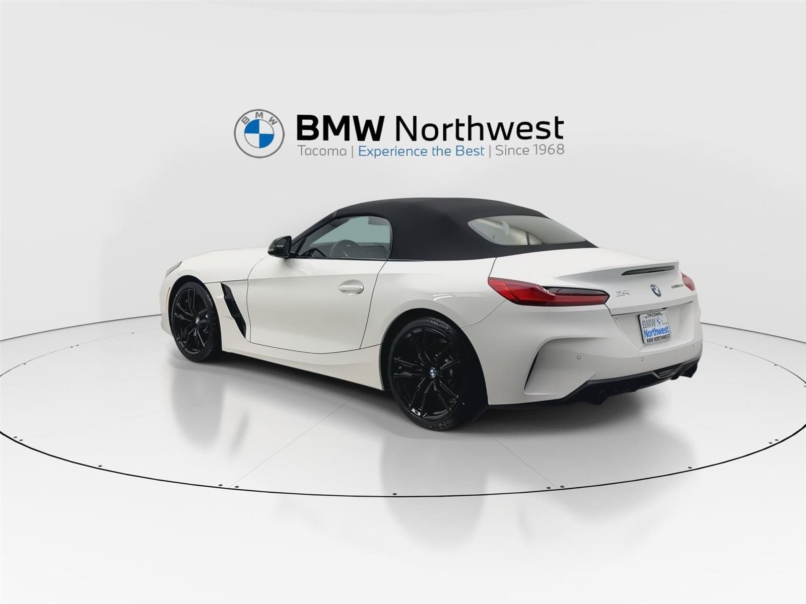 New 2026 BMW Z4 sDrive30i w/ Shadowloine Package RWD image 12