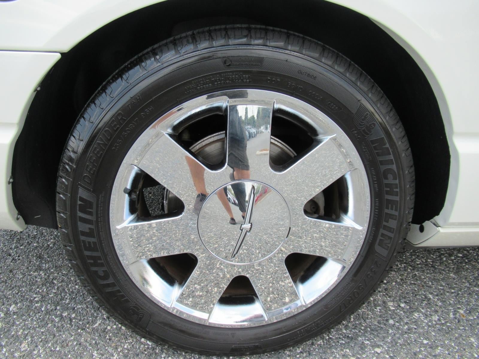 Used 2002 Ford Thunderbird RWD image 8