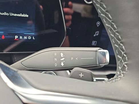 New 2026 Chevrolet Equinox LT w/ Convenience Package II image 16