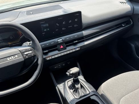 Used 2025 Kia K4 FWD image 20