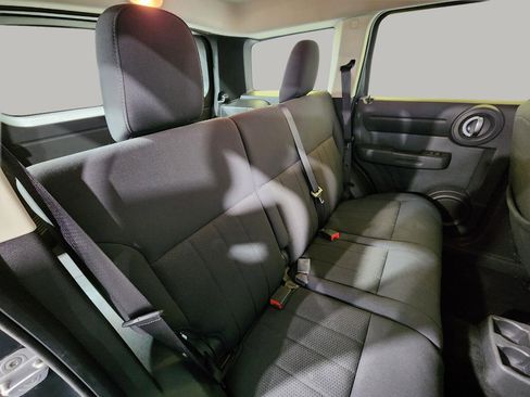 Used 2011 Dodge Nitro SE image 30