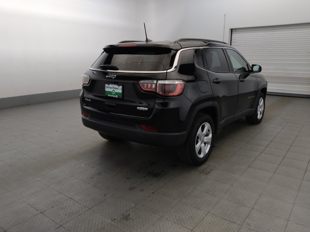 Used 2018 Jeep Compass Latitude w/ Popular Equipment Group AWD/4WD image 9