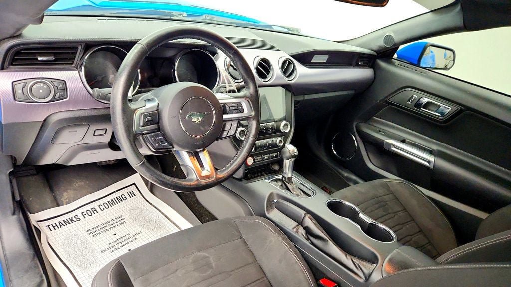 Used 2017 Ford Mustang GT w/ Black Accent Package RWD image 12