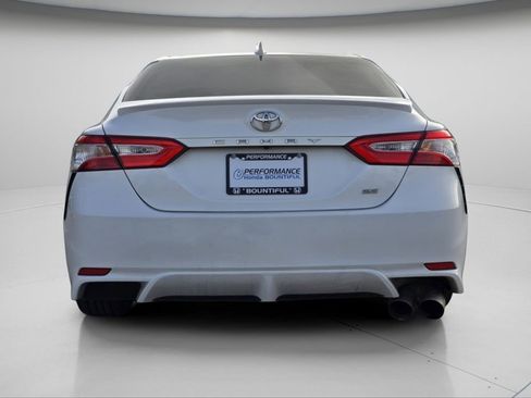 Used 2020 Toyota Camry SE image 18