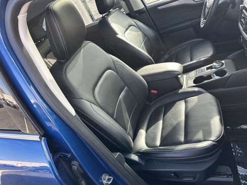 Used 2022 Ford Escape Titanium w/ Class II Trailer Tow Package image 26