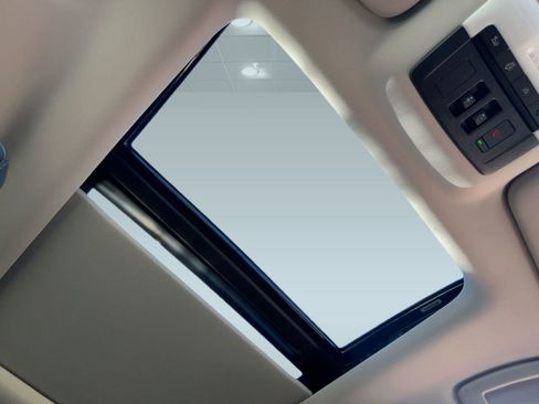 New 2025 Nissan Pathfinder Platinum w/ Cargo Package image 16