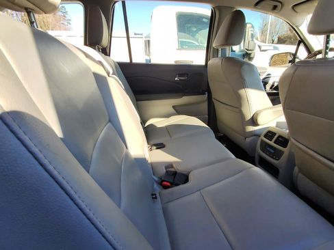 Used 2016 Honda Pilot EX-L image 6