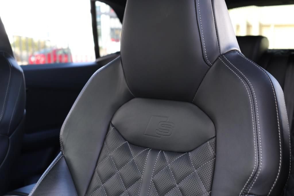 Used 2023 Audi SQ8 Prestige AWD/4WD image 63