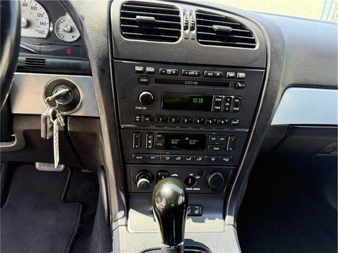 Used 2003 Ford Thunderbird RWD image 15