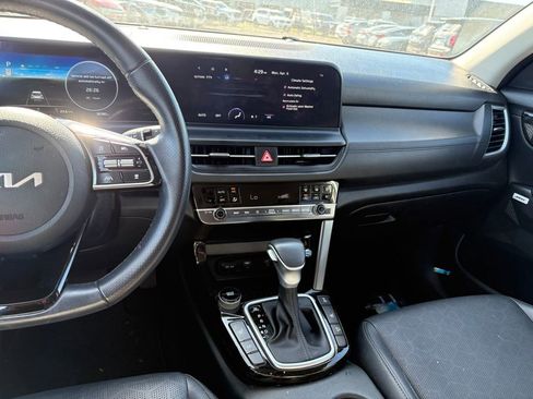 Certified 2024 Kia Seltos SX AWD/4WD image 18