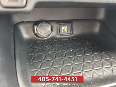 Used 2024 Toyota RAV4 AWD Hybrid image 28