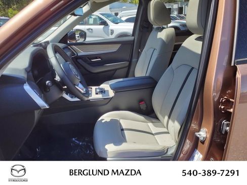 New 2025 MAZDA CX-70 Plug-In Hybrid w/ Premium Pkg image 6