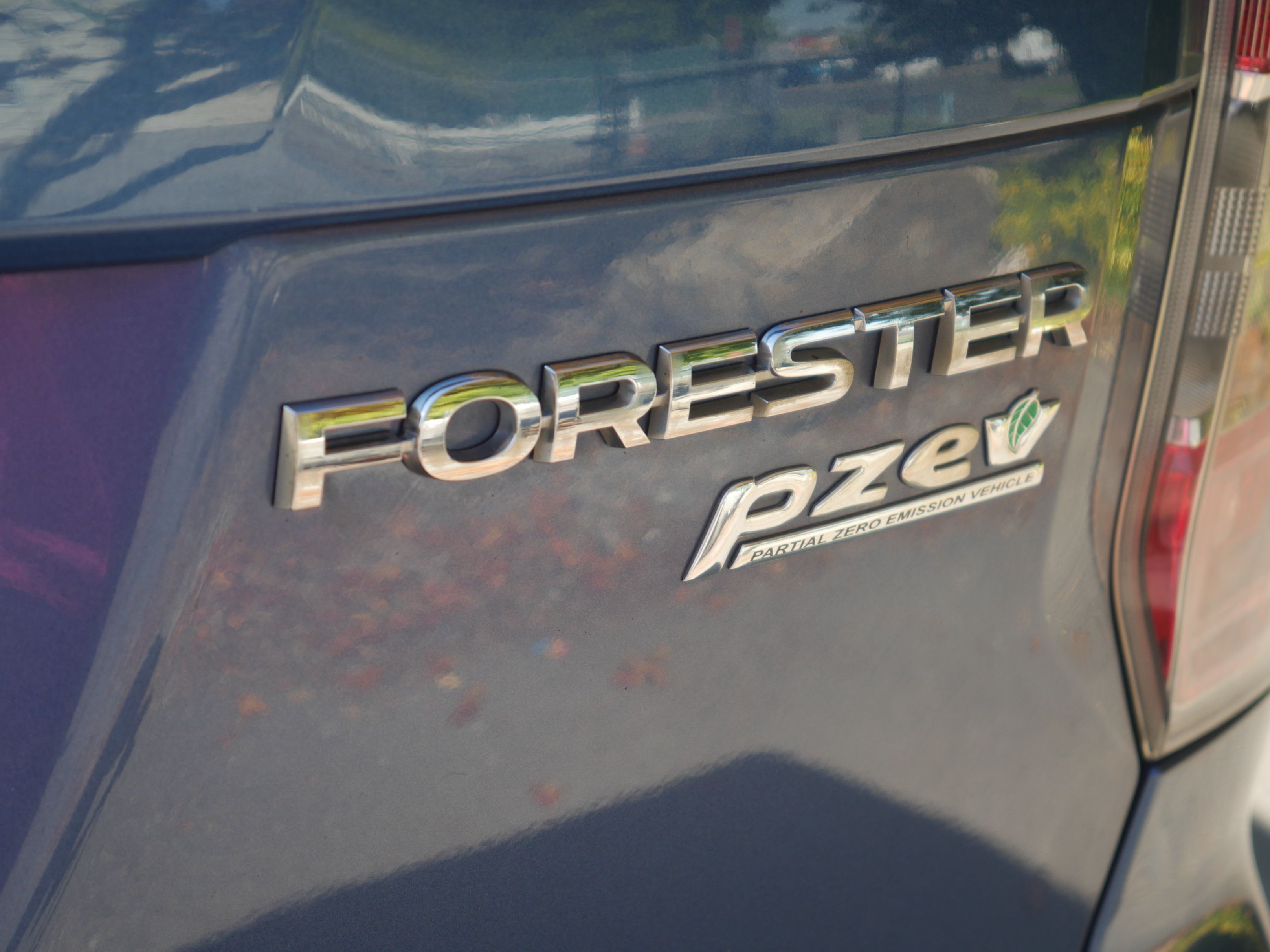 Used 2016 Subaru Forester 2.5i Premium w/ Popular Package #2 AWD/4WD image 12
