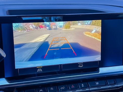 Used 2024 Chevrolet Silverado 1500 LT w/ Protection Package image 25