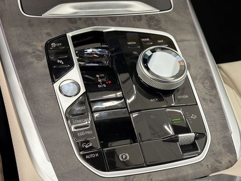 New 2026 BMW X7 M60i AWD/4WD image 18
