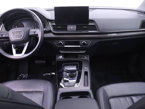 Certified 2023 Audi Q5 Premium AWD/4WD image 8