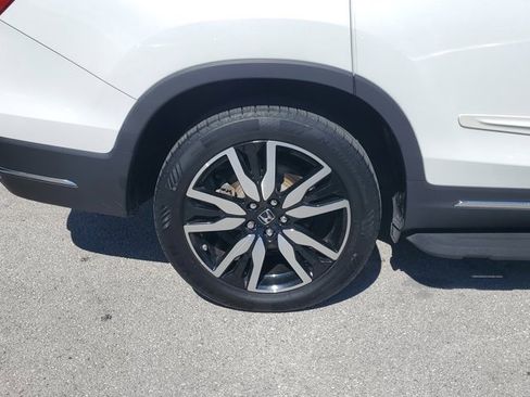 Used 2021 Honda Pilot Touring image 5