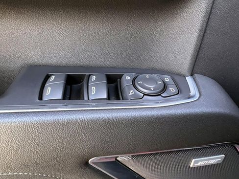 Used 2023 Chevrolet Silverado 1500 LTZ w/ LTZ Convenience Package II AWD/4WD image 15