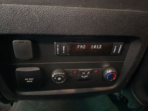 Used 2017 Lincoln Navigator L Reserve image 28